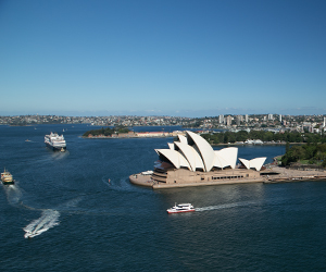 Blick über den Hafen und das Sydney Opera House